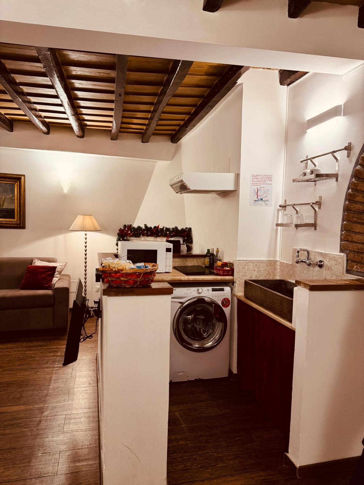 Loft In Rome Termini-Colosseum ภายนอก รูปภาพ
